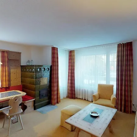 Apartment Chesa Chuna D'en