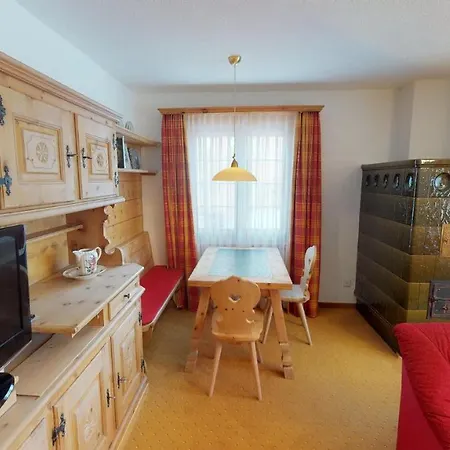 Apartment Chesa Chuna D'en *